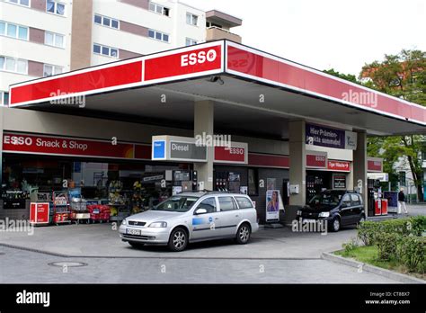 Esso Station Hassloch.